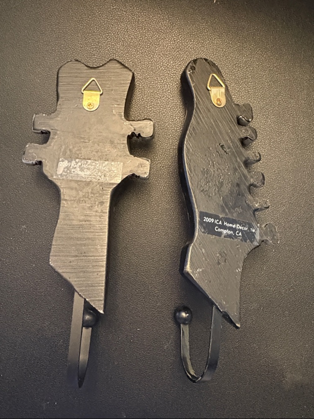 Set of Wall Mounting Hooks - Picture 2 of 5